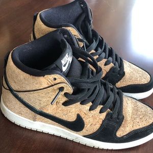 NIKE SB SHOES GREAT CONDITION